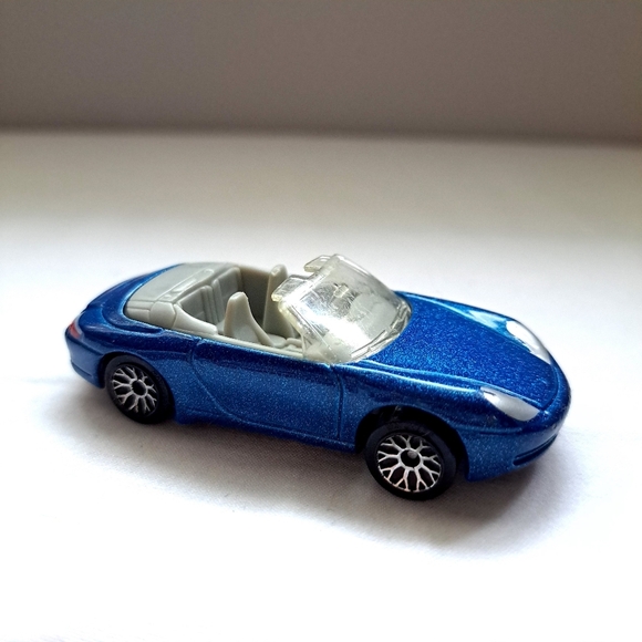 1998 Mattel Matchbox Blue Porsche 911 Carrera Cabriolet Loose Toy Car - Picture 3 of 7
